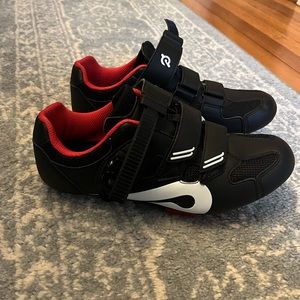 Peloton bike shoes size 40 (women’s size 9)